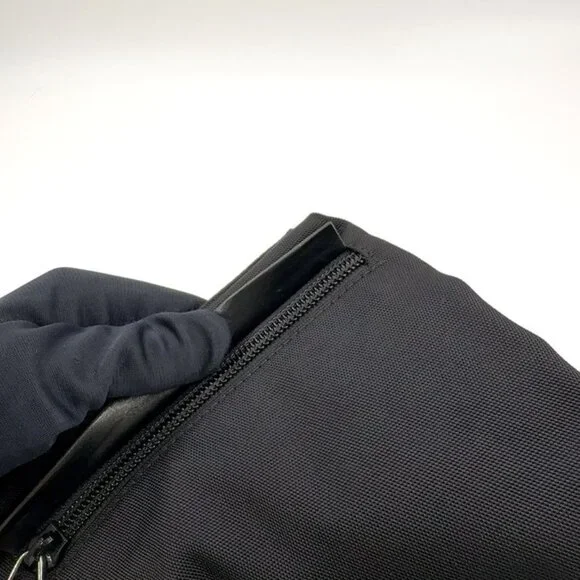 Gucci GG Pattern Canvas Leather Black Belt Bag Waist Pouch Silver - Picture 10 of 12